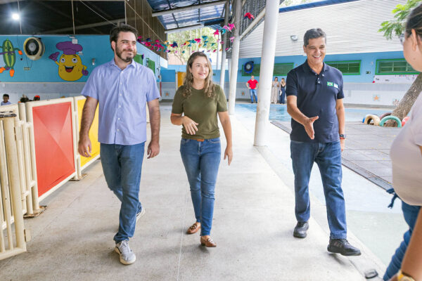 Ricardo Ferraço anuncia repasse de recursos do Estado para reforma e modernização de escola da Prefeitura de Vitória