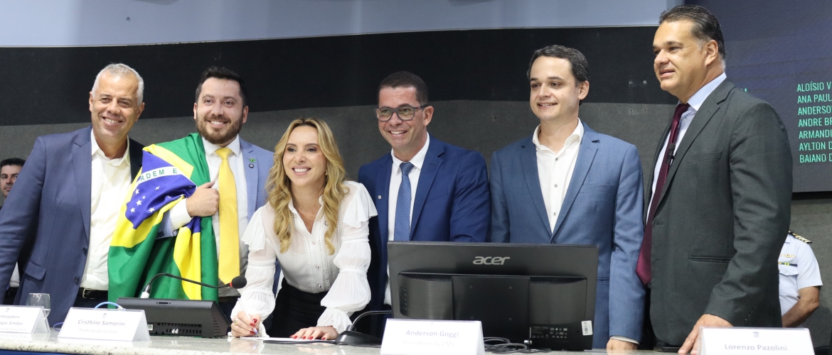 Primeira mulher a se tornar prefeita de Vitória, Cris Samorini fala das prioridades para a cidade