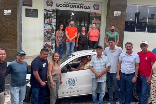 Emanuela Pedroso segue com presença e diálogo de norte a sul do Estado