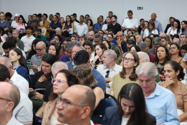 MAIS CHANCES PARA ESTUDANTES, PESQUISADORES E EMPREENDEDORES: Governo liderado por Ricardo Ferraço anuncia investimento recorde em CT&I e Extensão para 2026