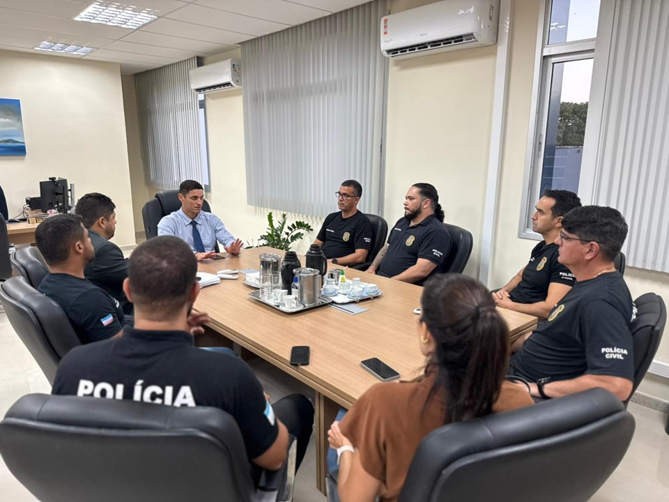 Novo chefe da Polícia Civil alinha diretrizes e ações de combate a assassinatos no Espírito Santo