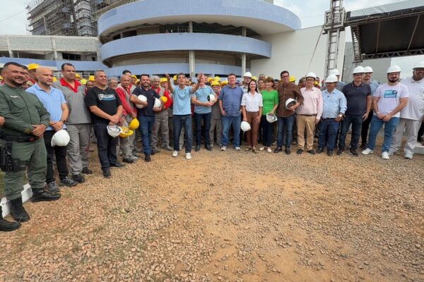 ELEIÇÕES 2026: Cariacica e Euclério Sampaio confirmam apoio a Ricardo Ferraço e a Renato Casagrande