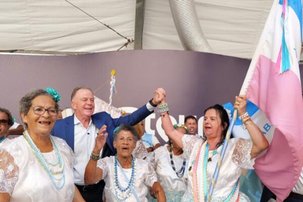 Casagrande é o governador mais bem avaliado do Sudeste e o terceiro do País