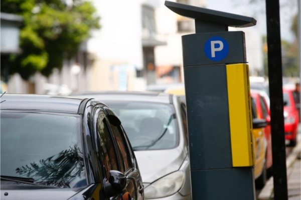 Tribunal de Contas aponta irregularidades em concessão do estacionamento rotativo de Vitória e motoristas podem ter dinheiro de volta