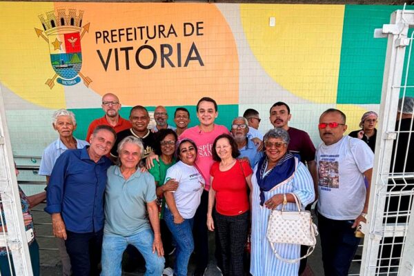 A magia e o desespero da eleição e do voto fazem candidato a se tornar demagogo e populista