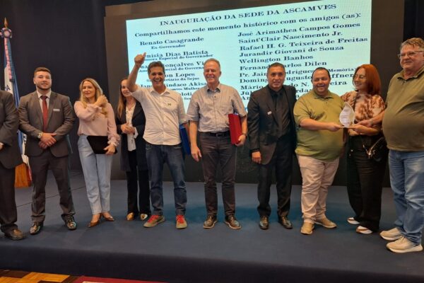 ‘Lucro de um Governo é o bem-estar social, a promoção e a prosperidade compartilhada’, afirma Ricardo Ferraço para vereadores de todo o Estado