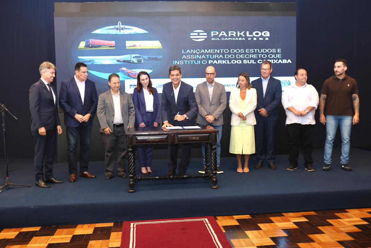 Governador assina decreto e lança estudos do ParkLog Sul Capixaba