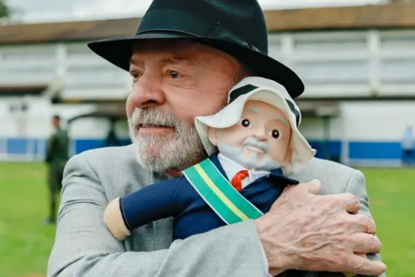 ‘Ninguém nos derrotará com mentiras’, diz Lula a Trump em artigo no Washington Post sobre tarifaço