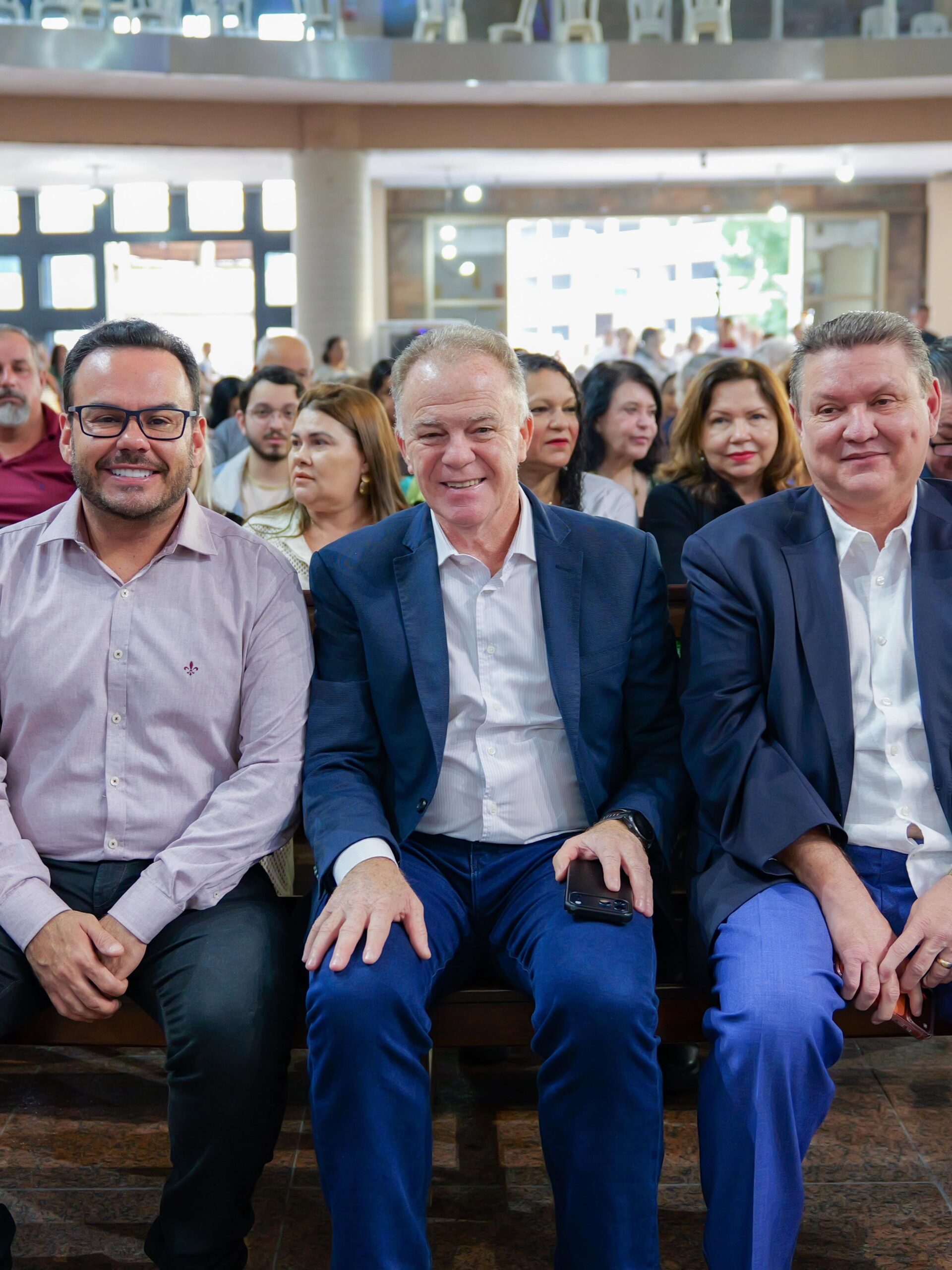 PESQUISA QUAEST: Liderança absoluta de Renato Casagrande para o Senado