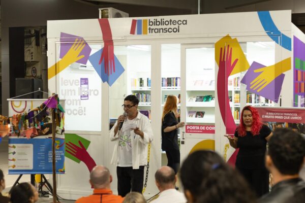 Biblioteca Transcol completa um ano de retorno com 50 mil empréstimos e mais de 18 mil leitores cadastrados